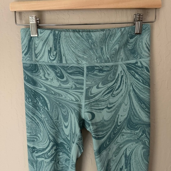 ATHLETA GIRL XL High Waist Printed Chit Chat Legging Tight Style# 982647-14 - Picture 6 of 13